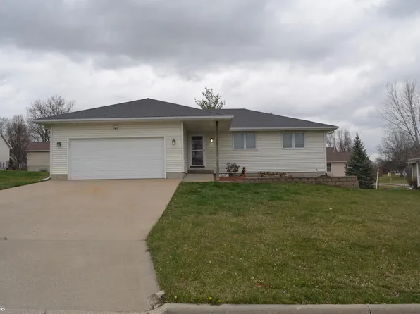 207 Marje Ct, Oskaloosa, IA 52577