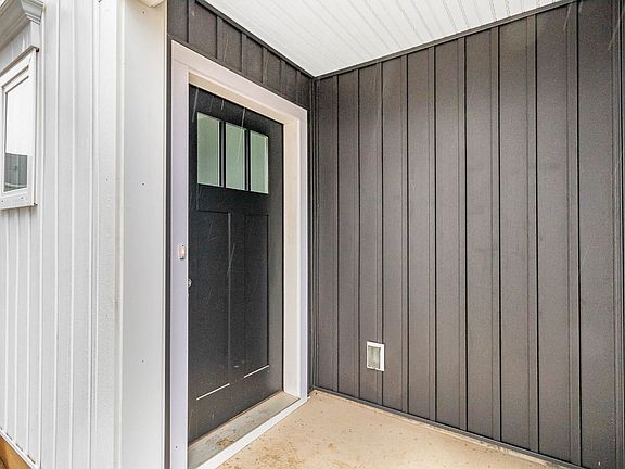2nd image of 3117 Stall Ln
