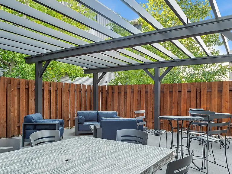 Deer Ridge Apartment Homes — Photo 14
