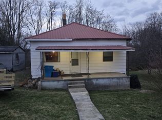 111 Roberts Ln, Crawford, TN 38554