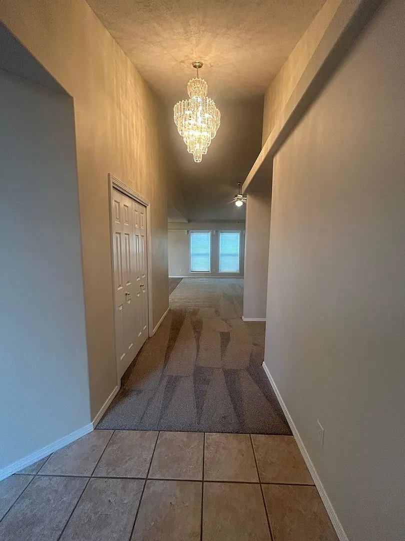 Building Photo - 1139 Chardonnay Loop NE