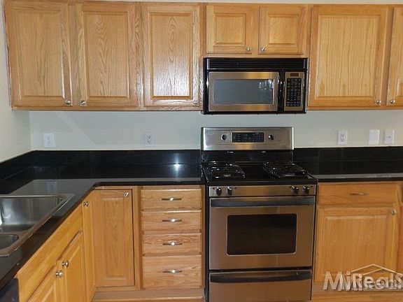 4th image of 16966 Lochmoor Cir W #26