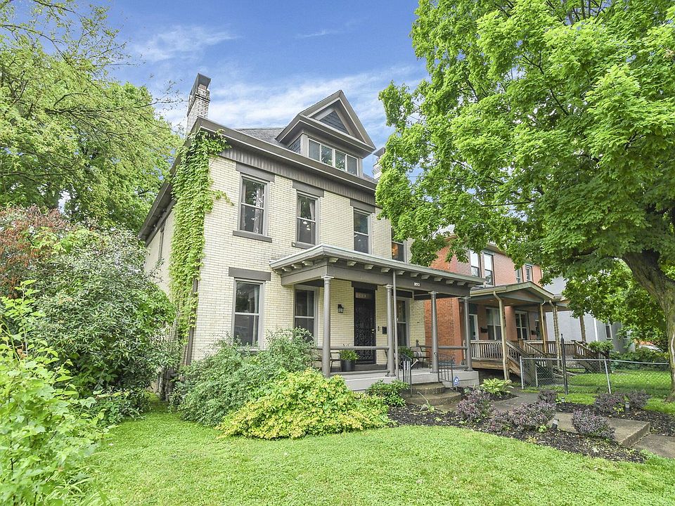 1st image of 1623 Granville St