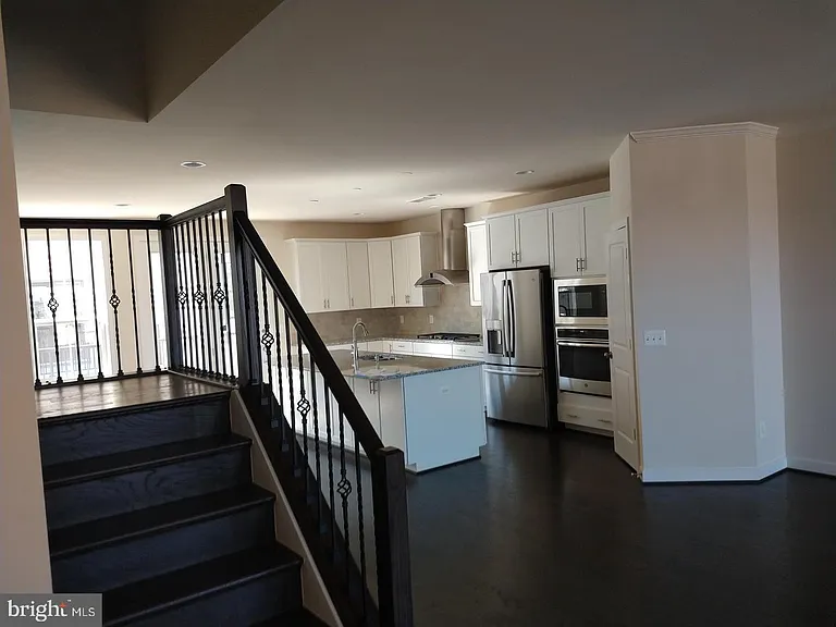 42287 Crawford Ter — Photo 4