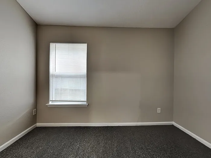 916 Bonaparte Landing Ct — Photo 8
