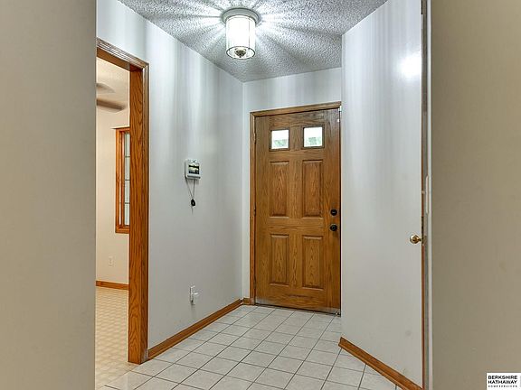 4th image of 808 N Hancock St