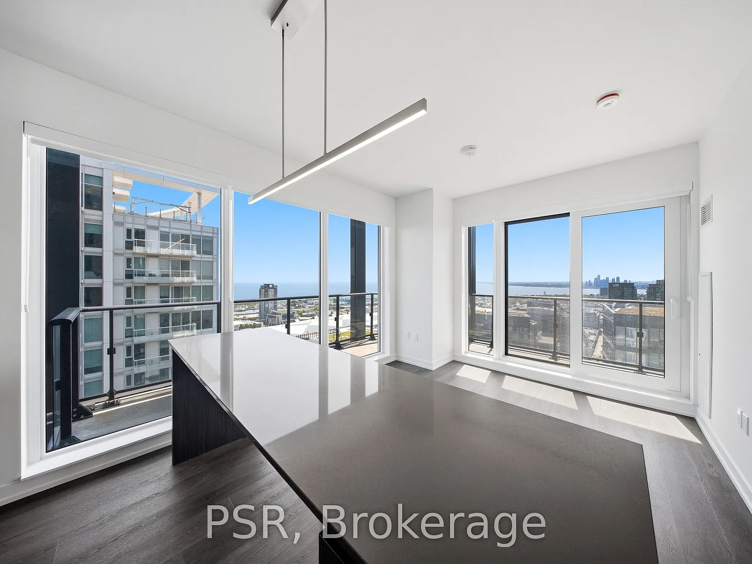 3 bed, $5,695 — Photo 2