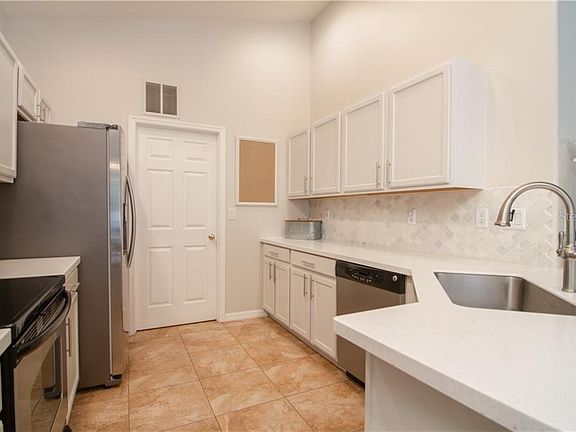 3rd image of 1641 Mellon Way