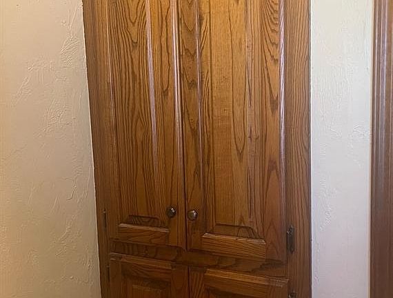 4th image of 2321 SW 125th St