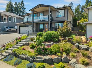 885 Timberline Dr, Campbell River, BC V9H 0A8