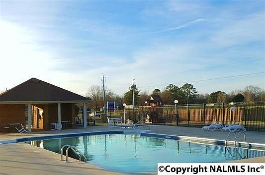 4th image of 104 Natalie Jane Dr