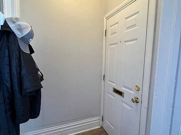 4th image of 2451 N Marshfield Ave #1F