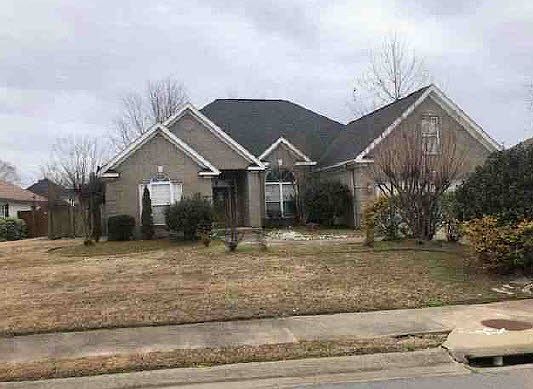 1st image of 14105 Chesterfield Cir