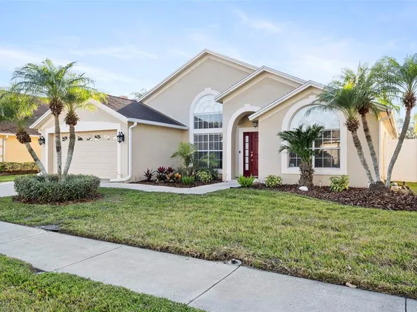 18567 Kingbird Dr, Lutz, FL 33558