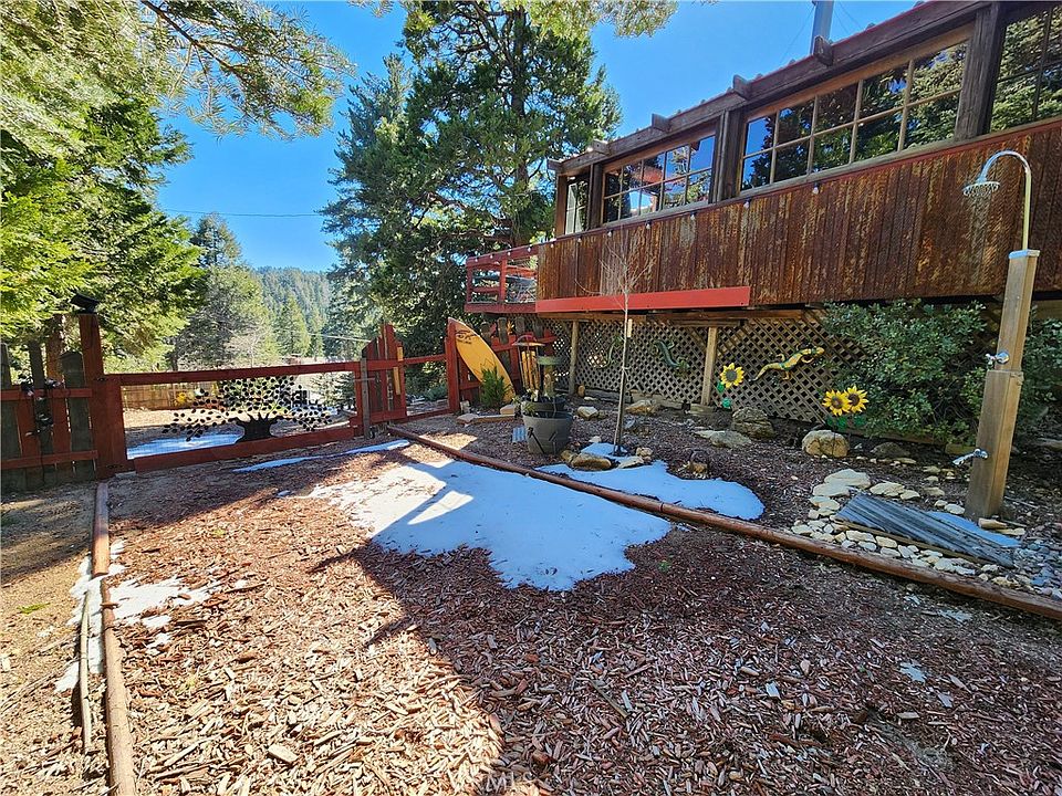 1st image of 372 Cedarbrook Dr