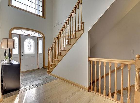 2nd image of 10970 Buchanan St NE