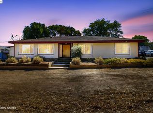 5940 Victoria Ln, Livermore, CA 94550