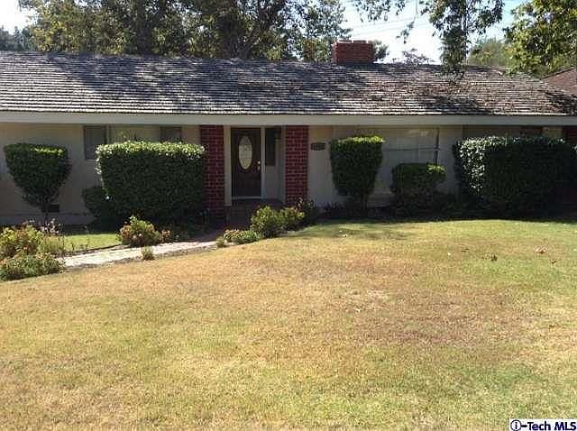 1st image of 4365 Fairlawn Dr