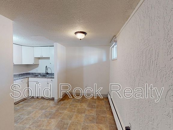 2nd image of 1411 S Corona Ave APT 1