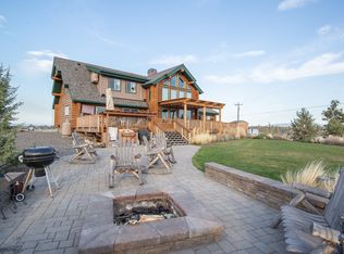 1380 NE Maple Ave, Redmond, OR 97756