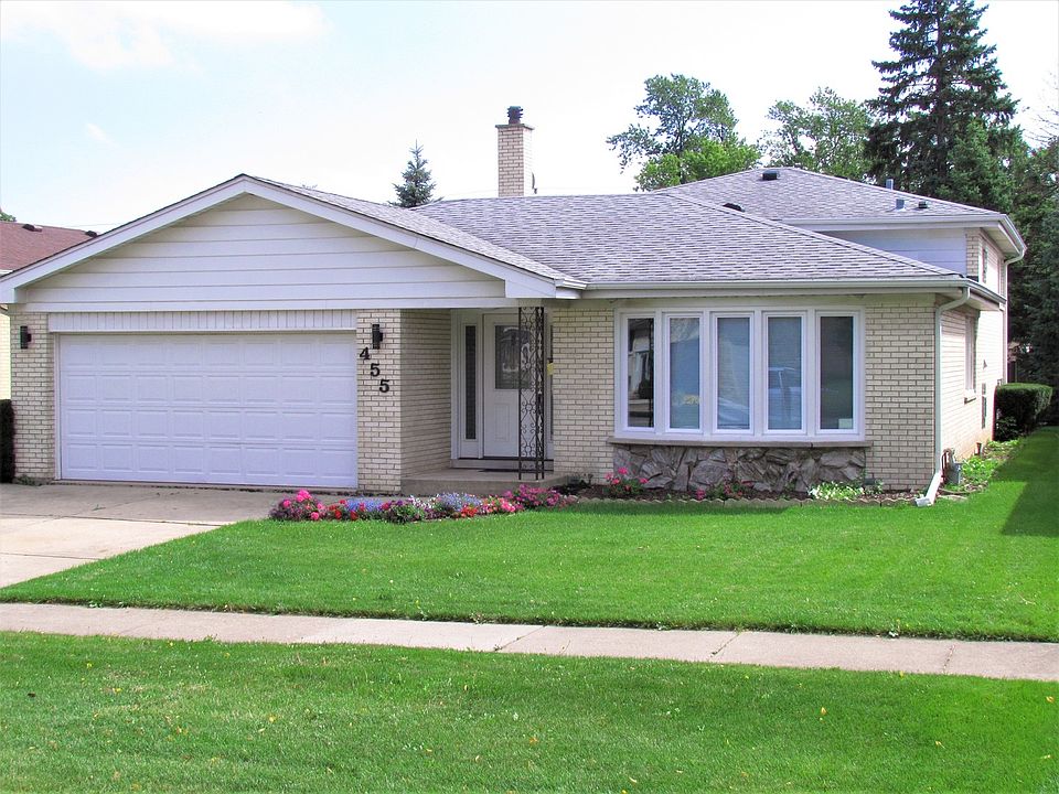1st image of 455 Dover Dr