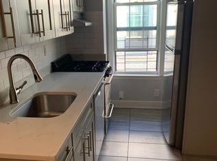2403 Ditmars Blvd APT 2, Long Island City, NY 11105
