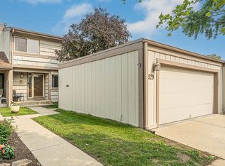 529 Yosemite Ct, Roselle, IL 60172