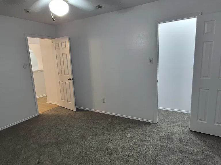 5518 Heathercrest Dr — Photo 21