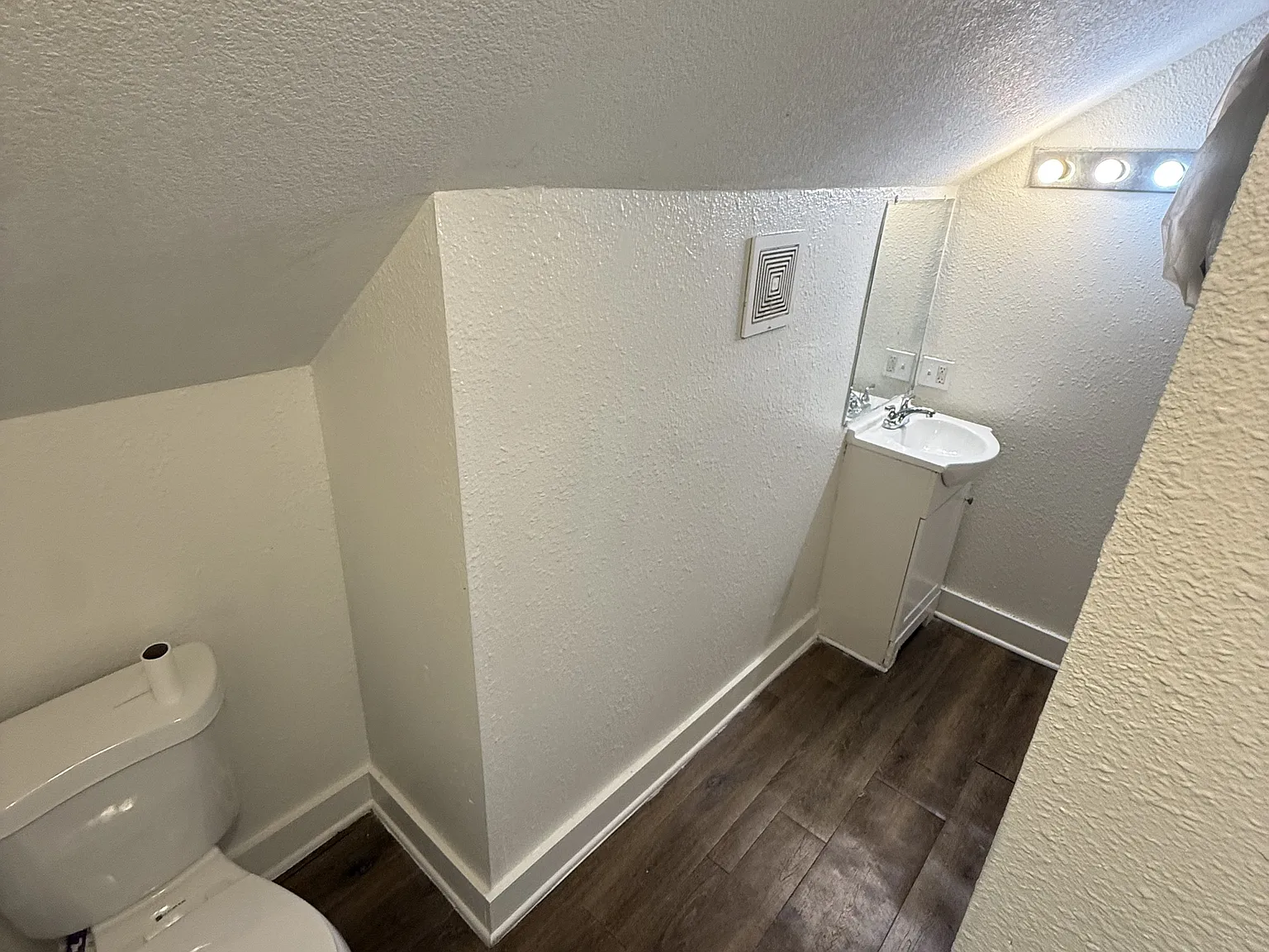 353 Sherburne Ave. - 1 — Photo 4