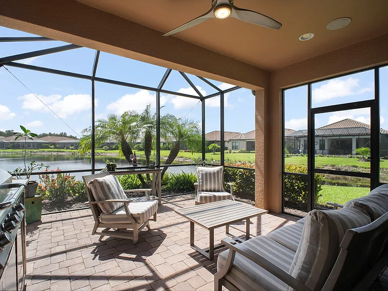 Screened in patio