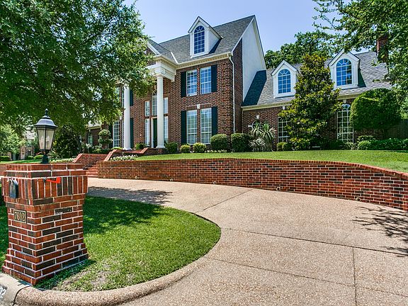 2nd image of 7602 Leesburg Dr