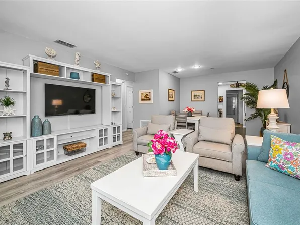 5216 81ST STREET N #5, ST PETERSBURG, FL 33709