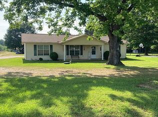 690 Golf Links Rd, Nashville, AR 71852