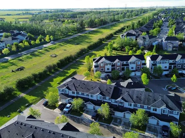 300 S Marina Dr #115, Chestermere, AB T1X 0P6