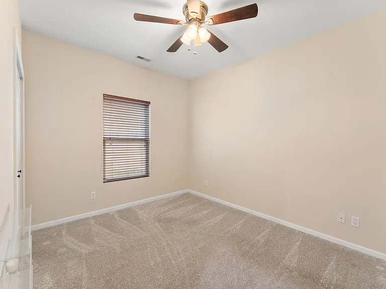 10334 Nelson St — Photo 27