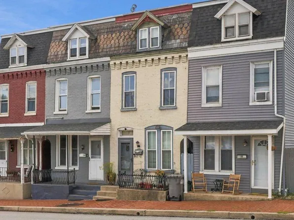 117 Locust St, Columbia, PA 17512