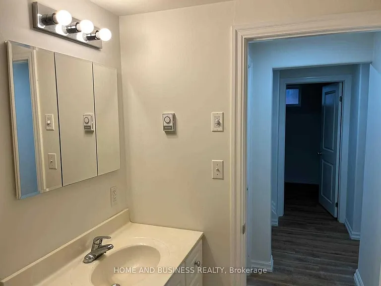 38 River Dr #1 — Photo 17