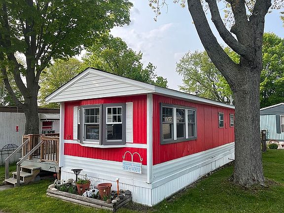 3rd image of 5767 Main St Lot 24