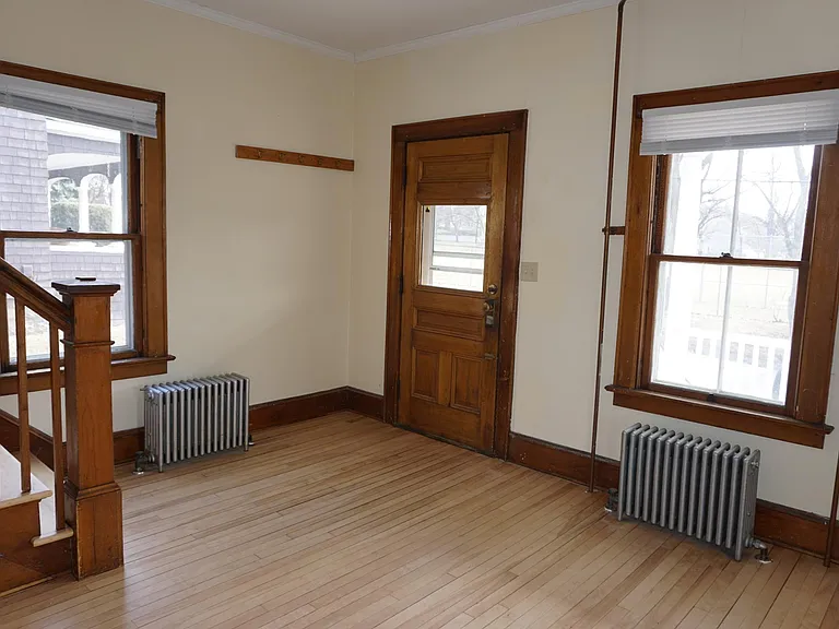 6 Adams St — Photo 8