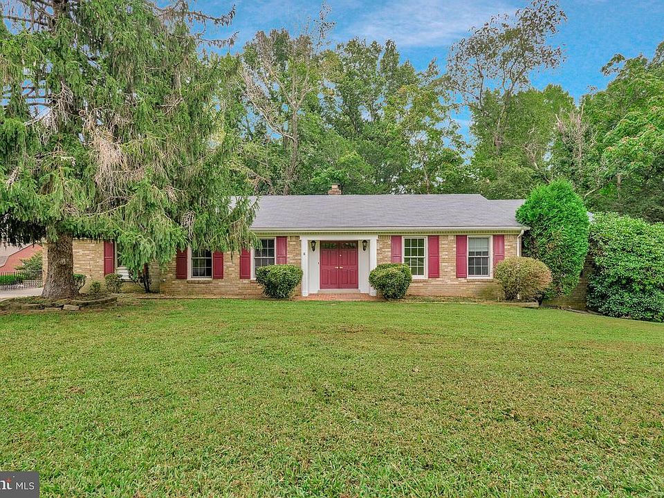 1st image of 5509 Little Brook Dr