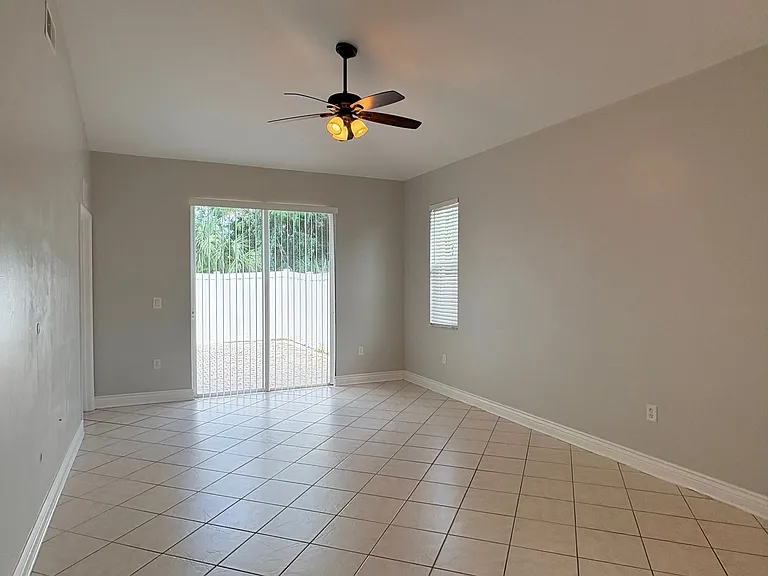 3636 Pine Oak Cir #108 — Photo 12
