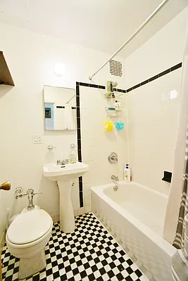 Rented by Best Apartments North Inc | media 22