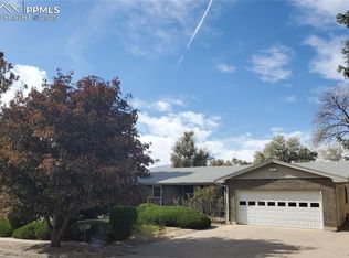 1344 Sanderson Ave, Colorado Springs, CO 80915