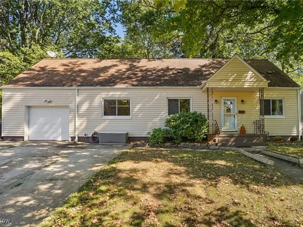 469 Lodi St, Akron, OH 44305