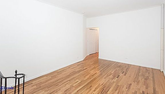 3rd image of 204 E 84th St #7