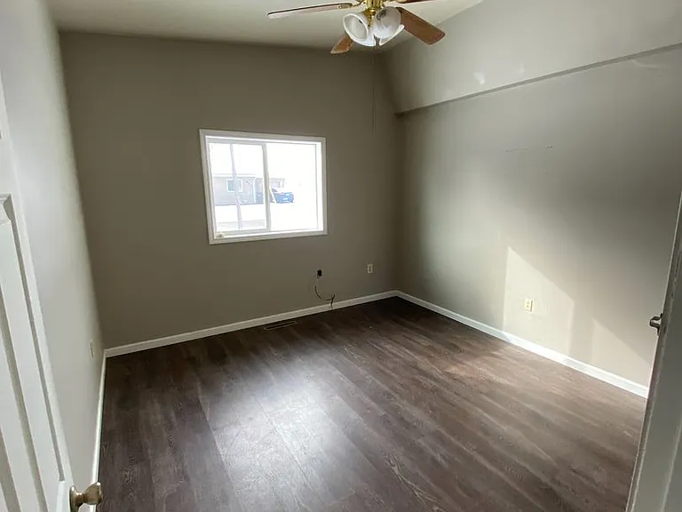 1583 Harrington Loop — Photo 7