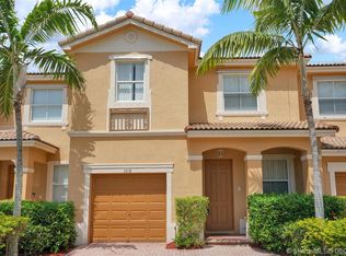 1018 NE 41st Pl, Homestead, FL 33033