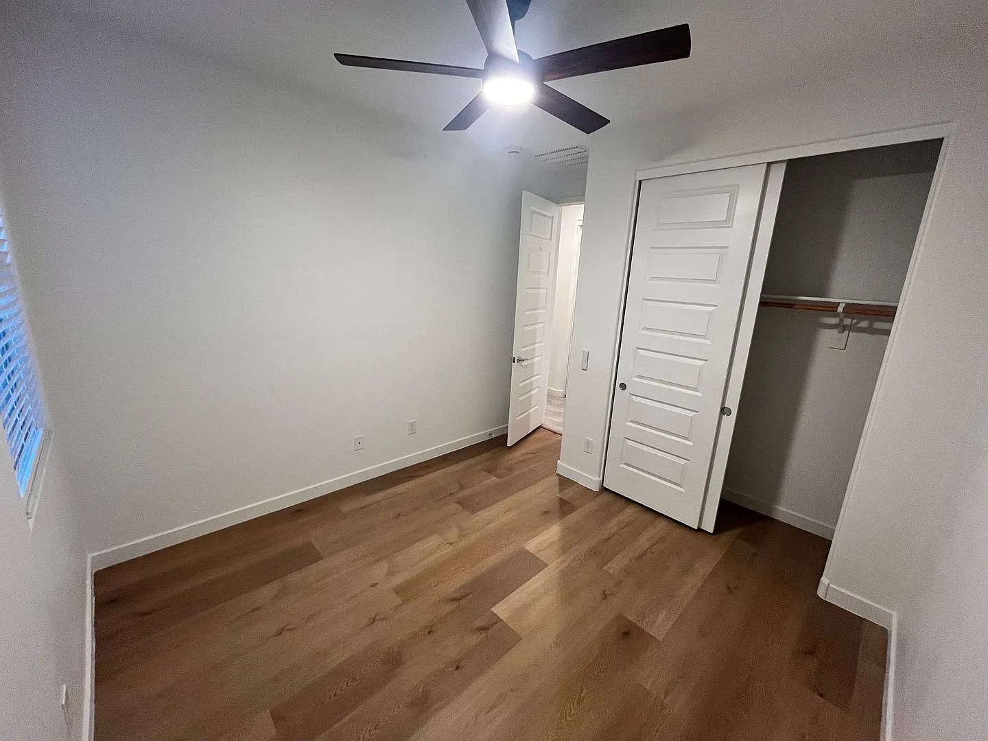 3442 E Dakota Dr, San Tan Valley, AZ 85143 $1,795/month with October FREE! — Photo 4