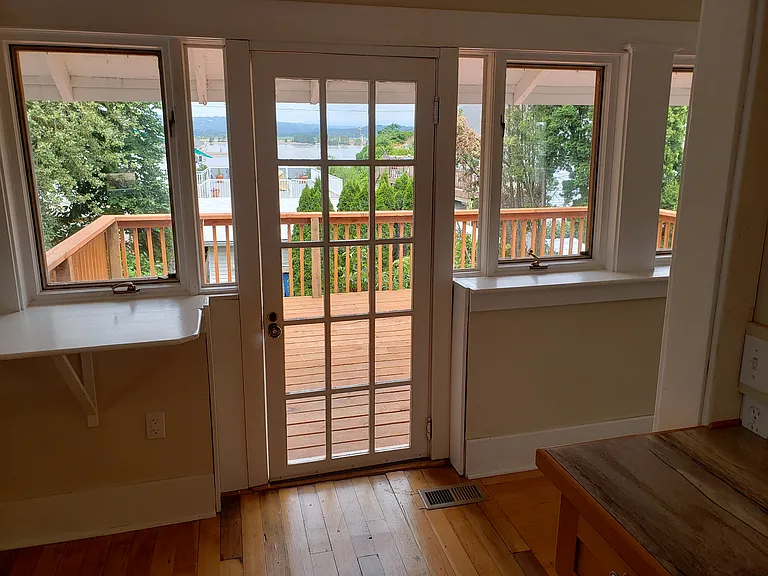 Enjoy outdoor dining or stargazing!