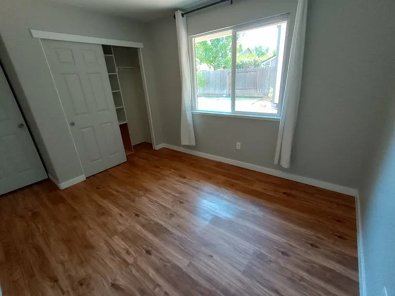 8205 Clarion Cir — Photo 21